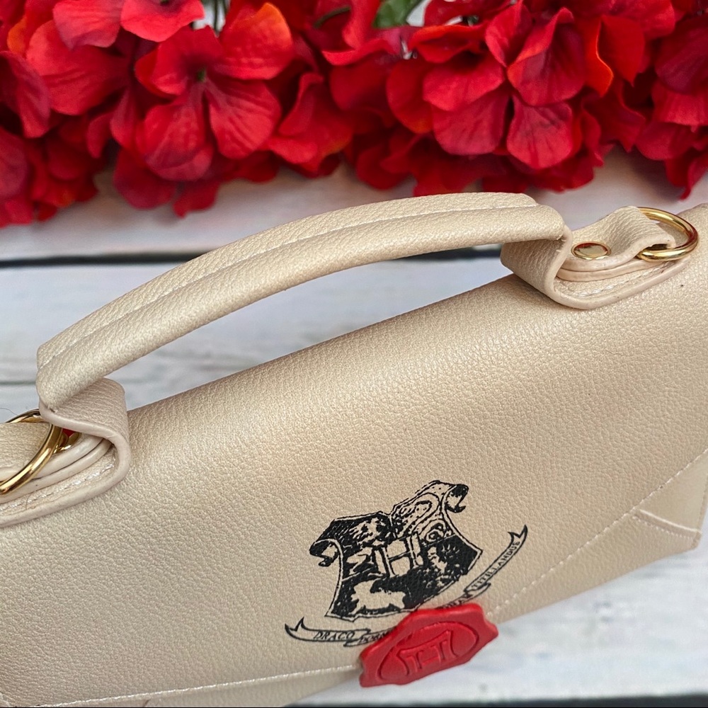 Harry Potter Hogwarts Acceptance Letter Handbag Crossbody - Picture 8 of 16